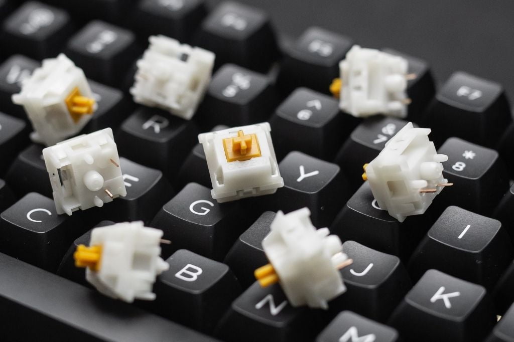 are mechanical keyboards easy to clean